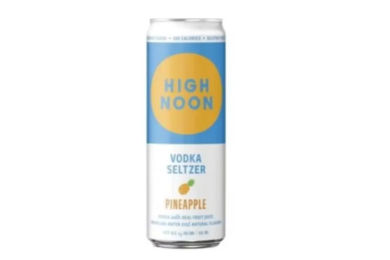 6 Pack High Noon Pineapple
